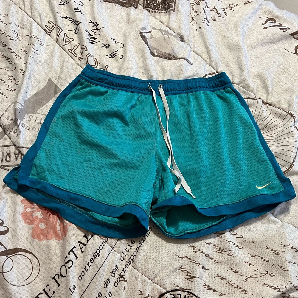 these shorts are the brand nike they are in great condition